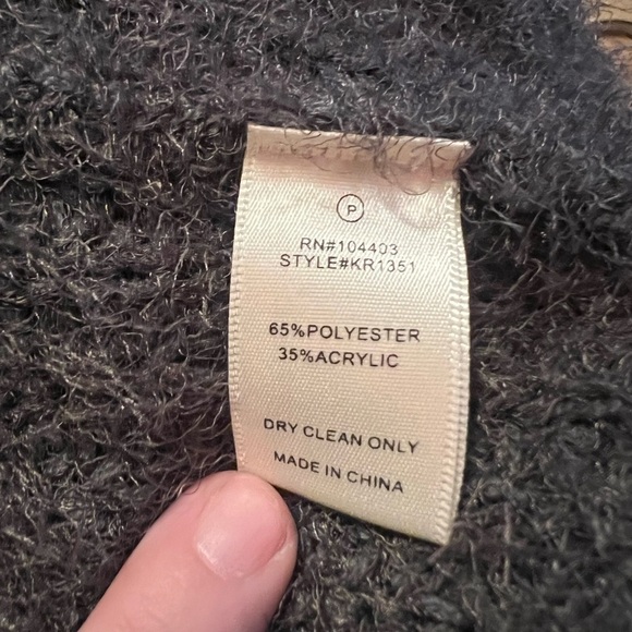 J.O.A. Gray fuzzy open front cardigan - Picture 6 of 7